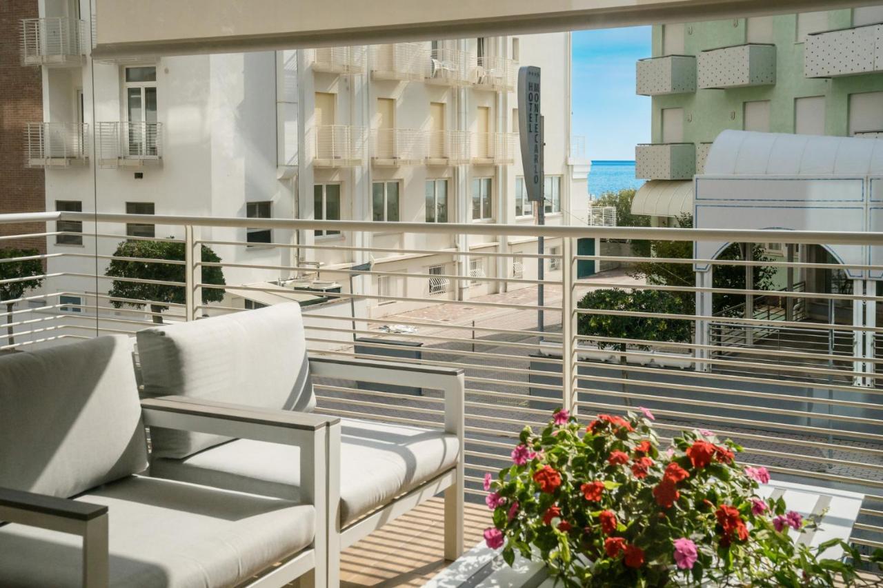 Ferrari Apartments Ponente กาออร์เล ภายนอก รูปภาพ